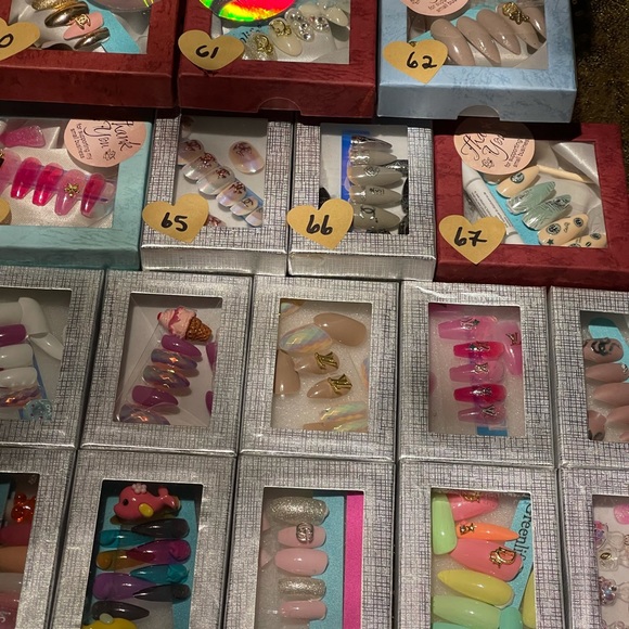 10 ongles réutilisables boîtiers lime et colle HD - Picture 3 of 3